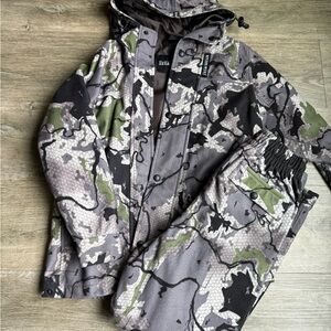Stylish Kids Camouflage Raincoat Set